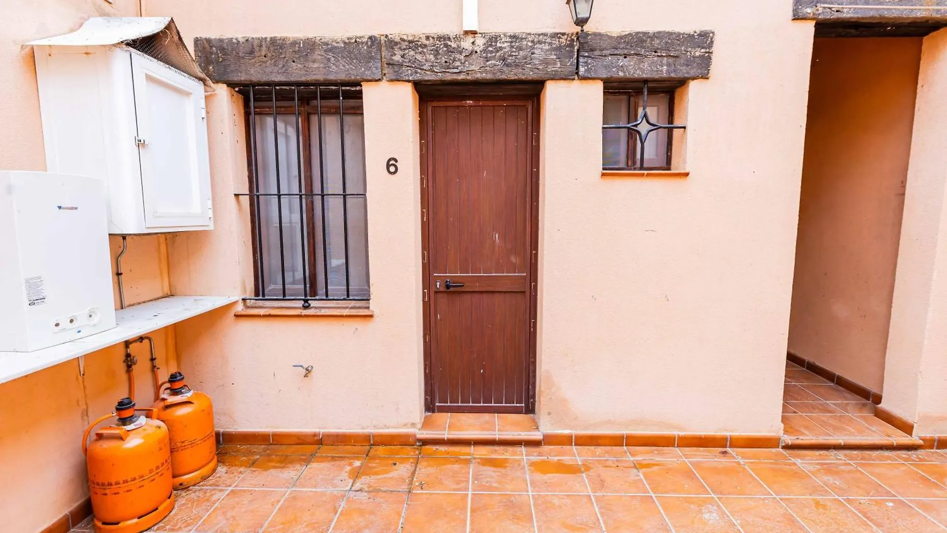 Hn Romero 58 El Rocio Country house