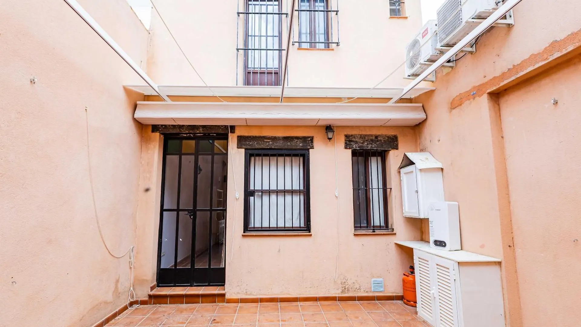 Hn Romero 58 El Rocio Country house